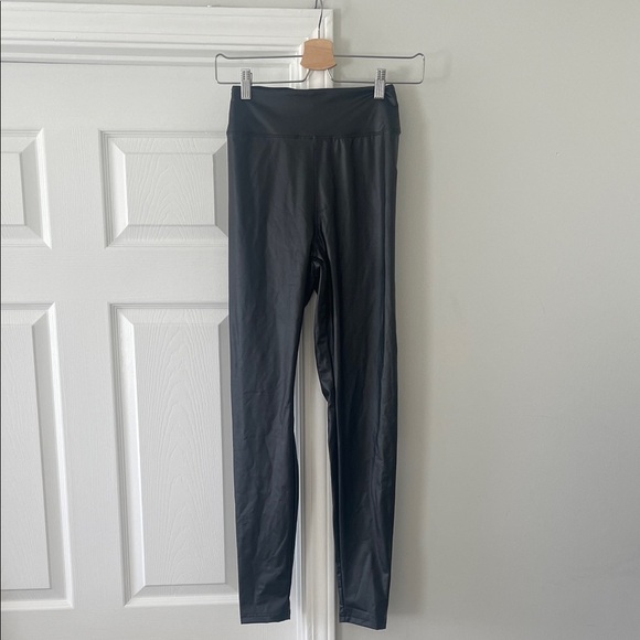 Aerie Offline Faux Leather Black Leggings - Picture 2 of 4